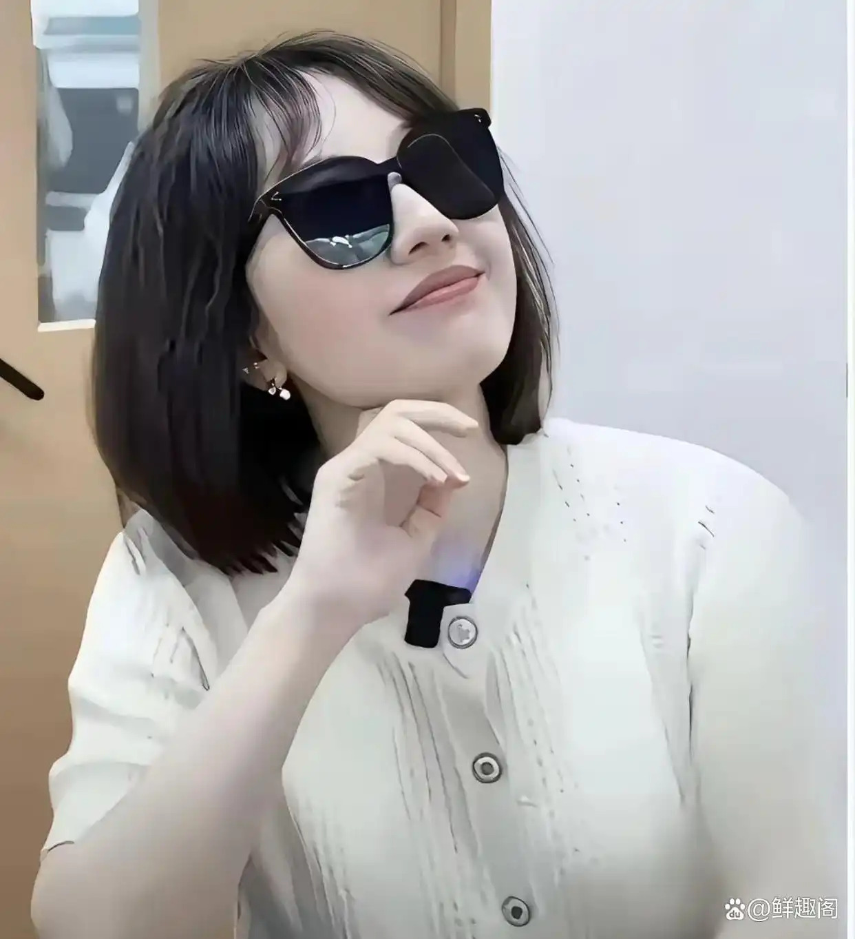 最新流出的湖南医院副院长与眼科美女博士17分钟 出轨权色交易 视频资源分享